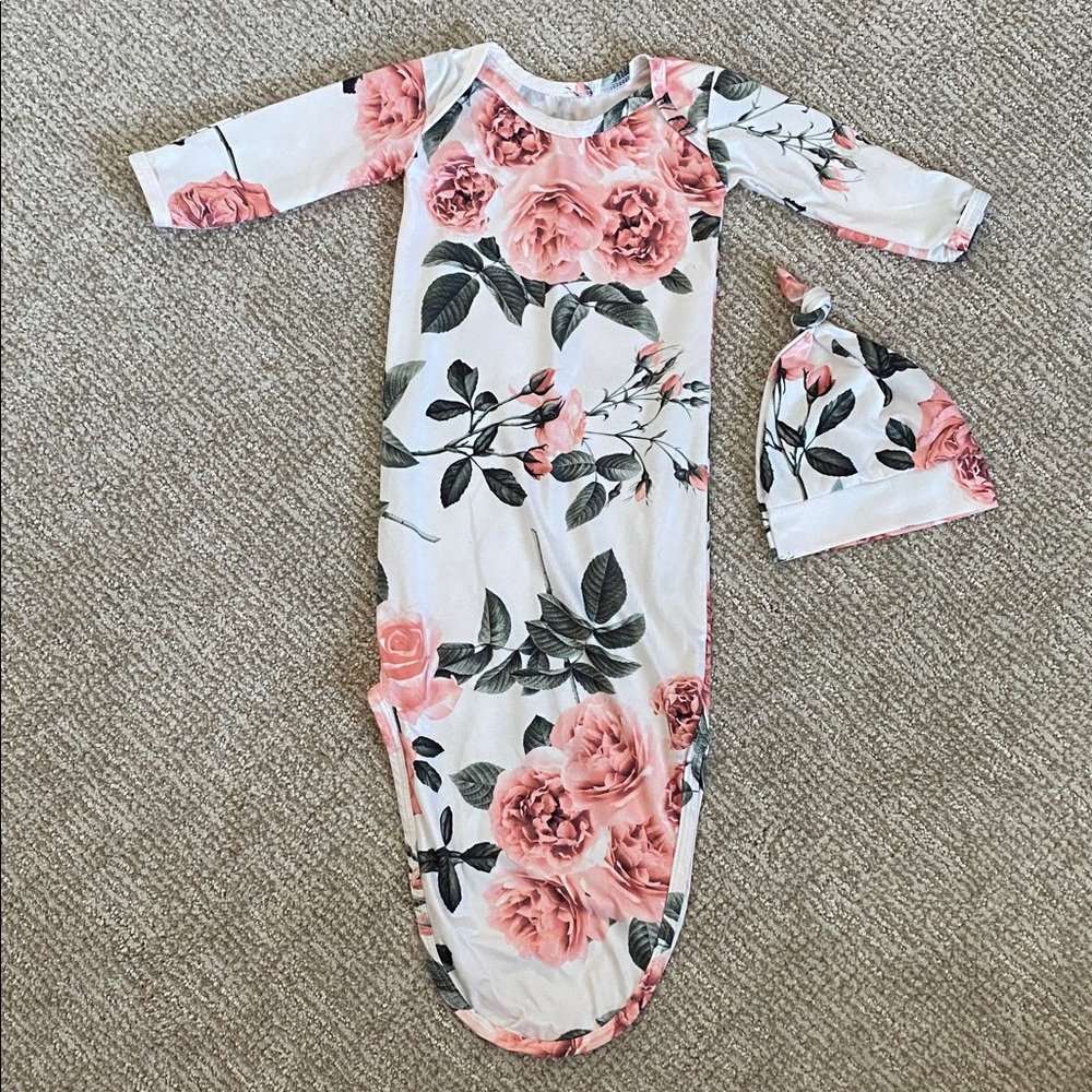 •Amazon• 2-Piece Set Floral Sleeper Night Gown With Hat